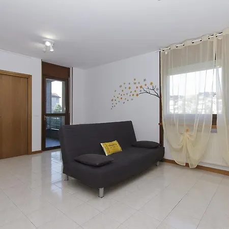 La Casa Di G&g Apartman
